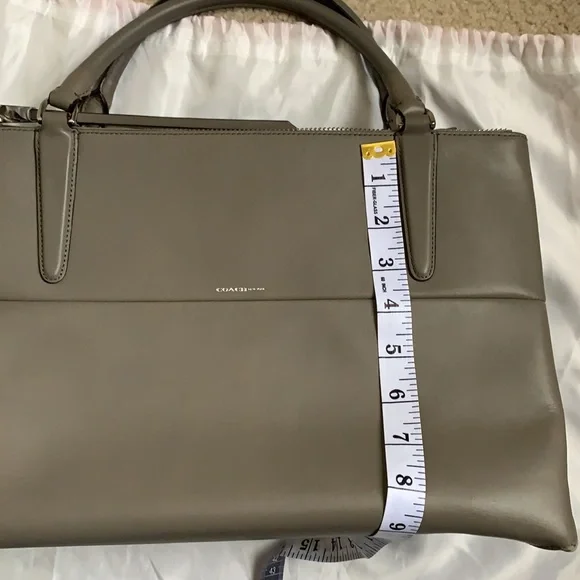 Coach Borough glove tan leather bag